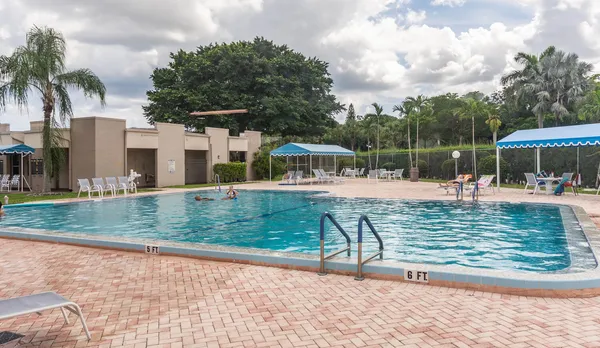 $119,000 | 711 Lori Drive, Unit 408, Palm Springs, FL 33461