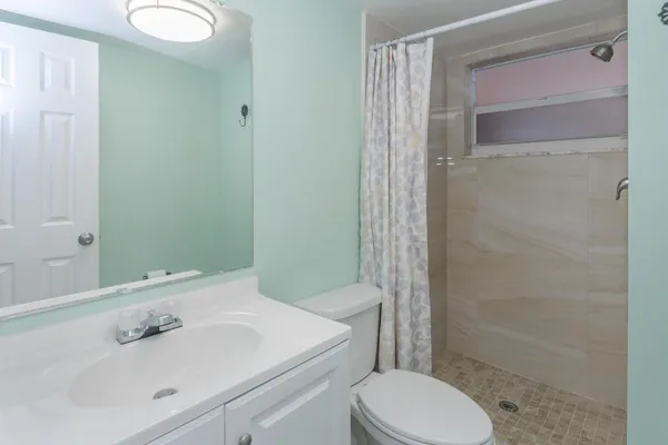 $119,000 | 711 Lori Drive, Unit 408, Palm Springs, FL 33461