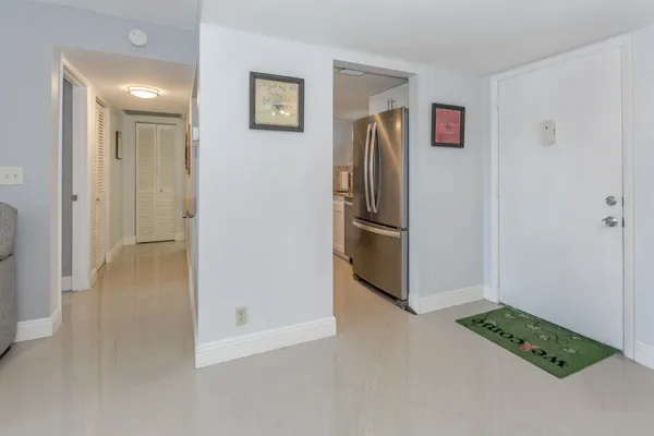 $119,000 | 711 Lori Drive, Unit 408, Palm Springs, FL 33461