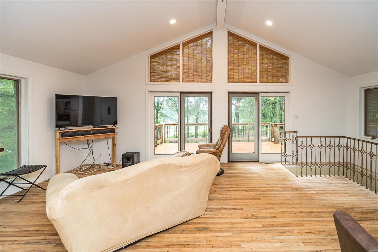 6474 Hagemann Road St. Louis, MO 63128 - Photo 19 of 36 Gallery Image 19