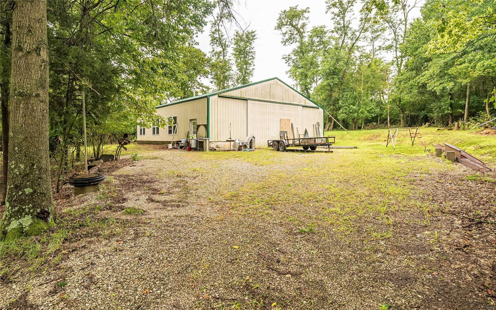 6474 Hagemann Road St. Louis, MO 63128 - Photo 3 of 36 Gallery Image 3
