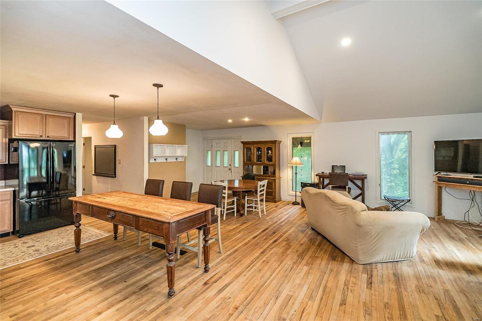 6474 Hagemann Road St. Louis, MO 63128 - Photo 22 of 36 Gallery Image 22