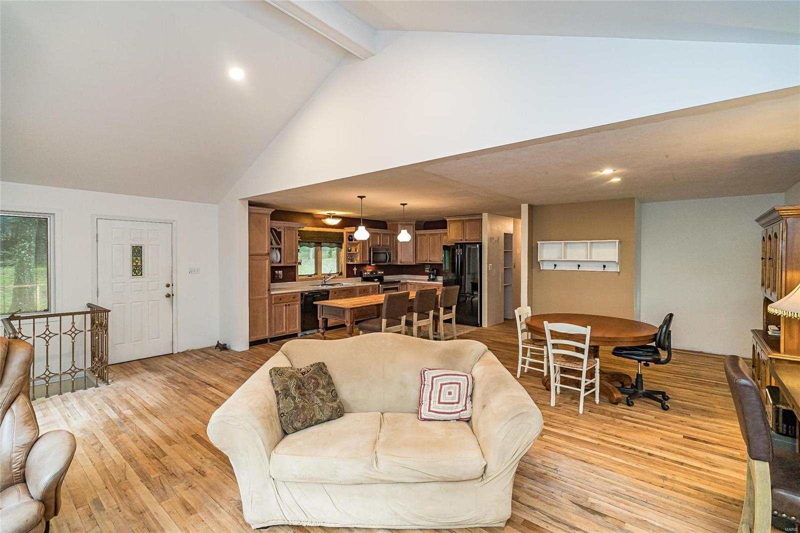 6474 Hagemann Road St. Louis, MO 63128 - Photo 23 of 36 Gallery Image 23