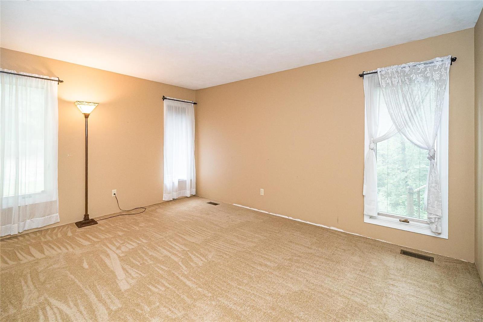 6474 Hagemann Road St. Louis, MO 63128 - Photo 28 of 36 Gallery Image 28