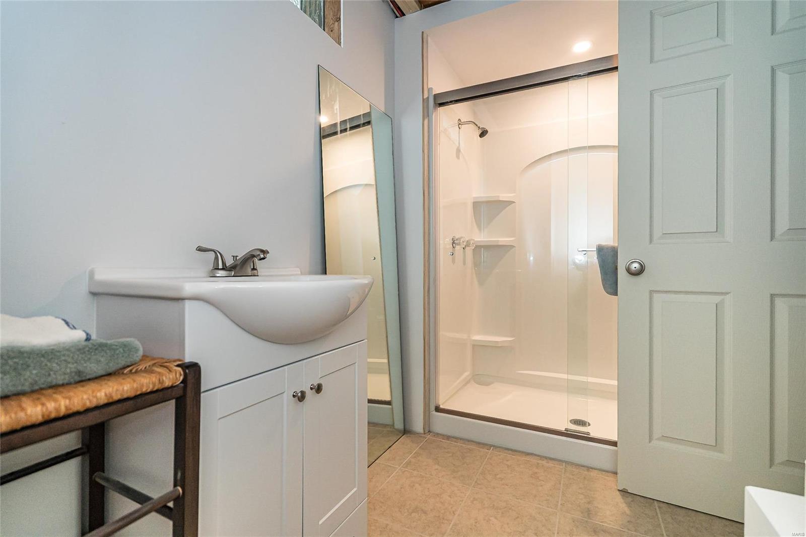 6474 Hagemann Road St. Louis, MO 63128 - Photo 33 of 36 Gallery Image 33