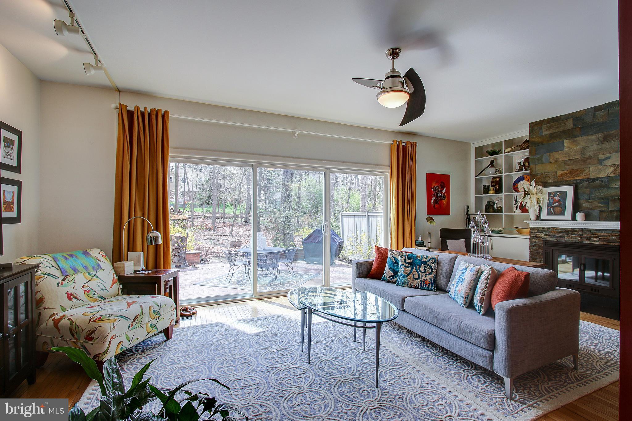 12011 Insha Court Reston, VA 20191 - Photo 14 of 33 Wonderful Living Room opens to brick Patio