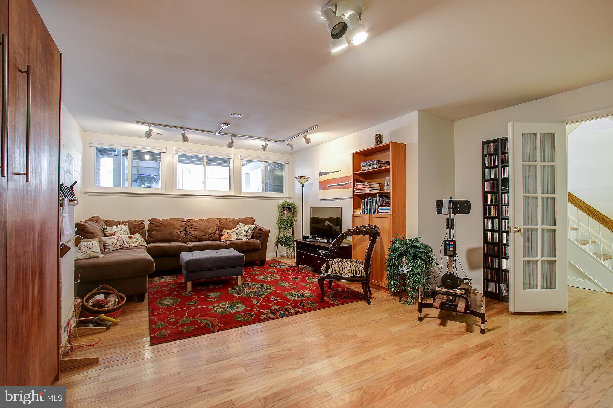 12011 Insha Court Reston, VA 20191 - Photo 31 of 33
