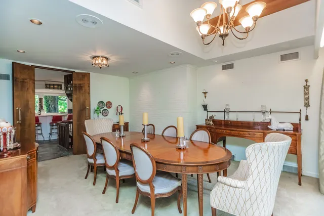 $1,199,900 | 8080 Wolf Road, Burr Ridge, IL 60527