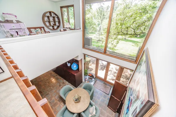 $1,199,900 | 8080 Wolf Road, Burr Ridge, IL 60527