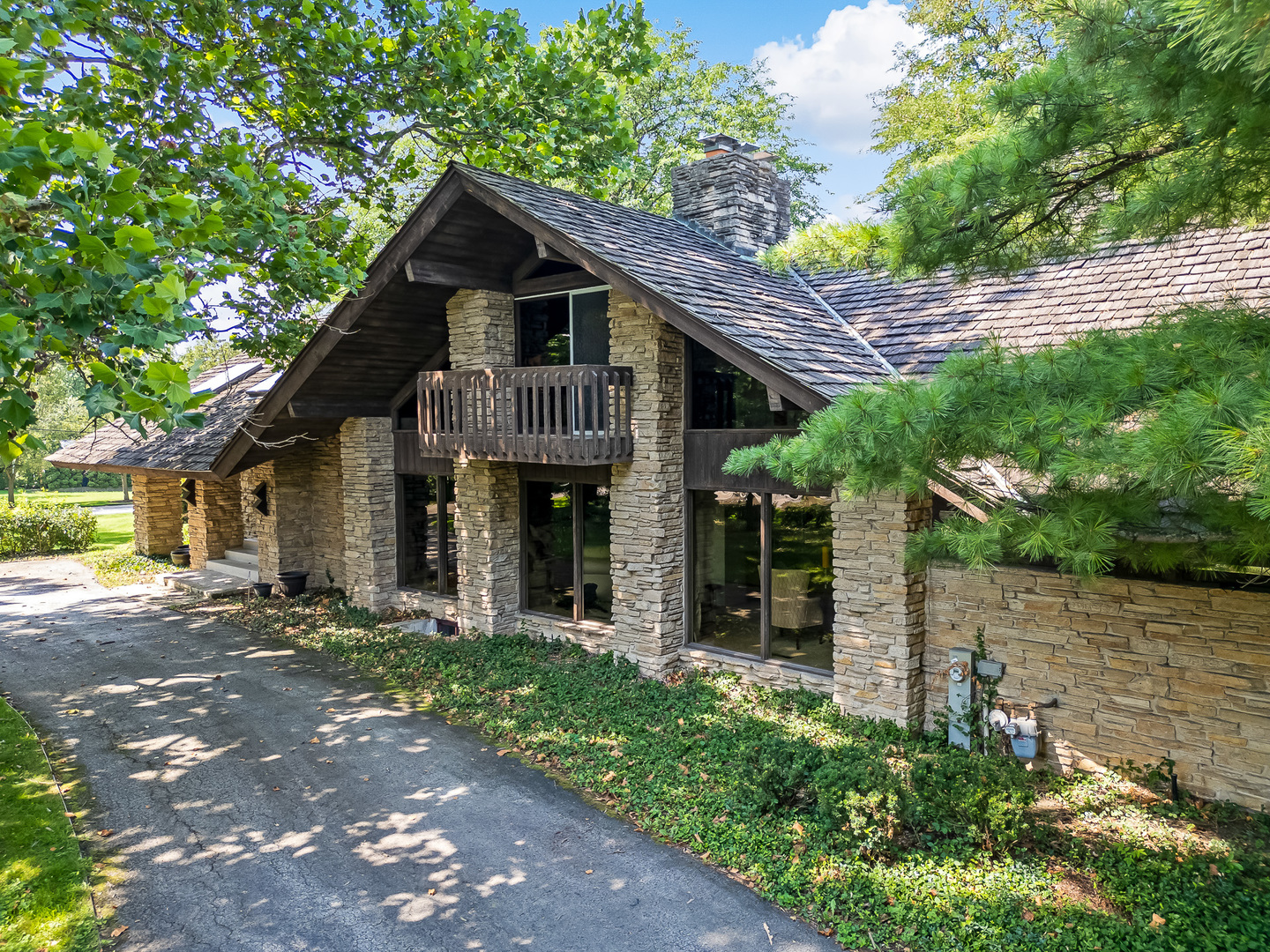 8080 Wolf Road Burr Ridge, IL 60527 - Photo 5 of 73