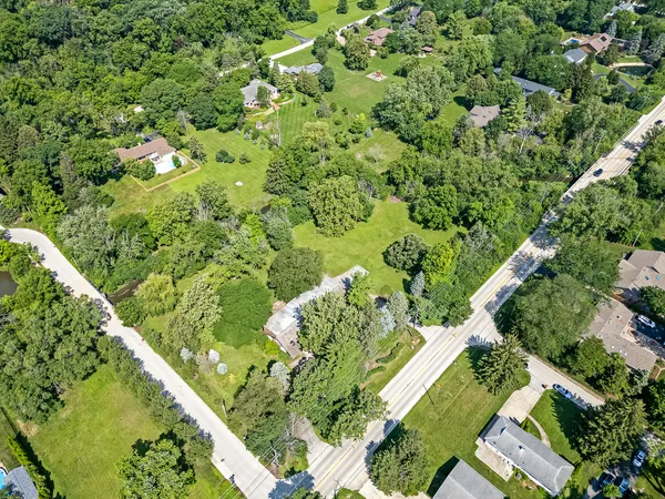 $1,199,900 | 8080 Wolf Road, Burr Ridge, IL 60527