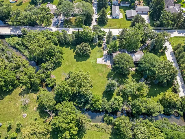 $1,199,900 | 8080 Wolf Road, Burr Ridge, IL 60527