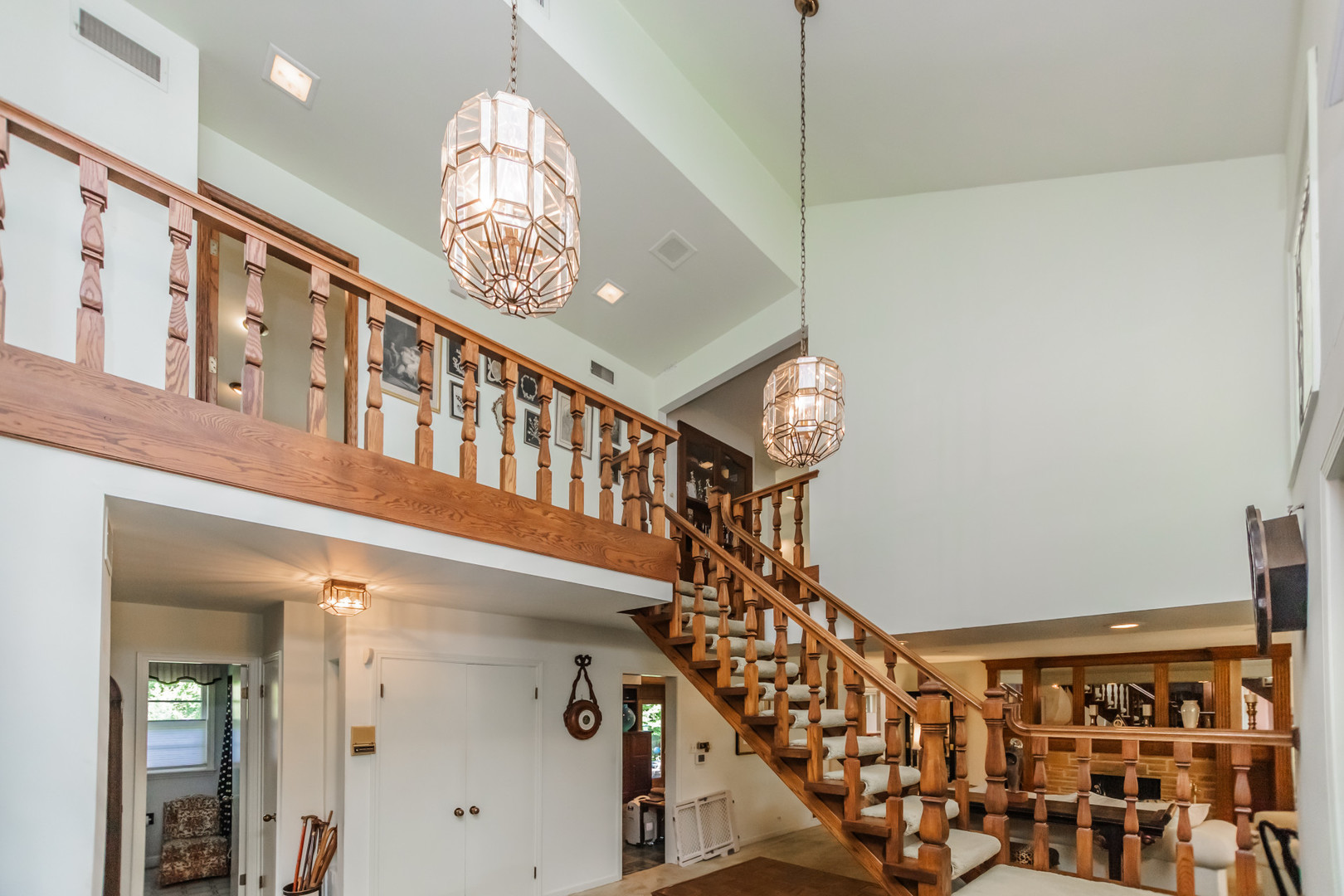 8080 Wolf Road Burr Ridge, IL 60527 - Photo 10 of 73