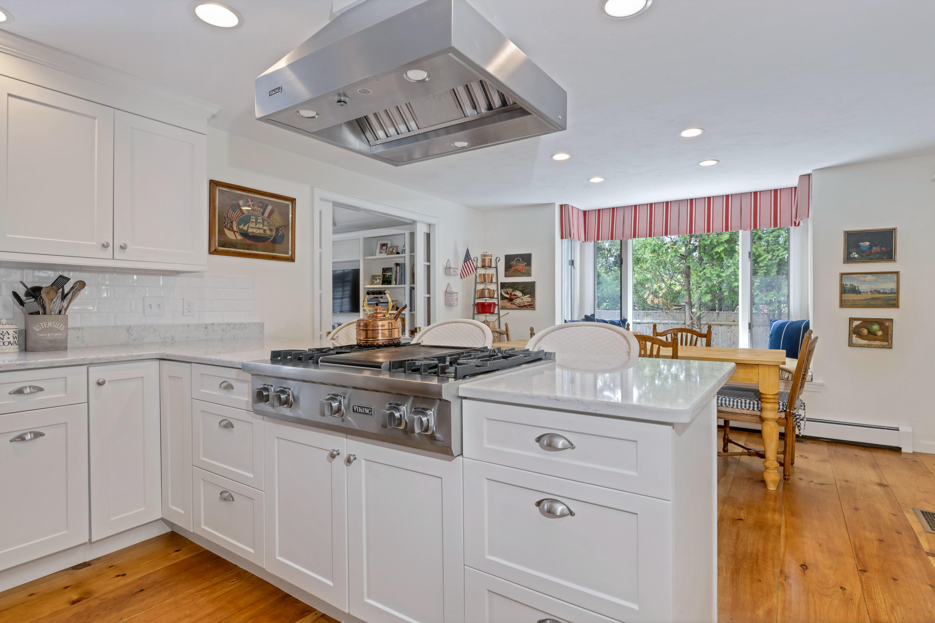 88 Round Cove Road Chatham, MA 02633 - Photo 11 of 58 Kitchen