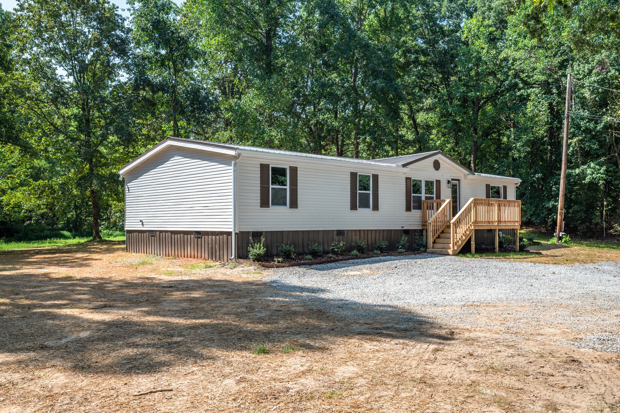 9064 New Chapel Road Springfield, TN 37172 - Photo 25 of 33 a view of a house with backyard