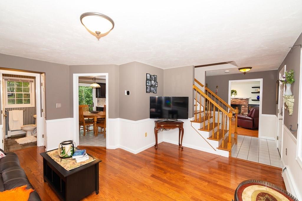36 Raymond Way Ashland, MA 01721 - Photo 9 of 41 Gallery Image 9