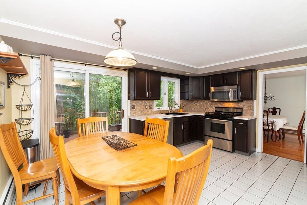 36 Raymond Way Ashland, MA 01721 - Photo 10 of 41 Gallery Image 10
