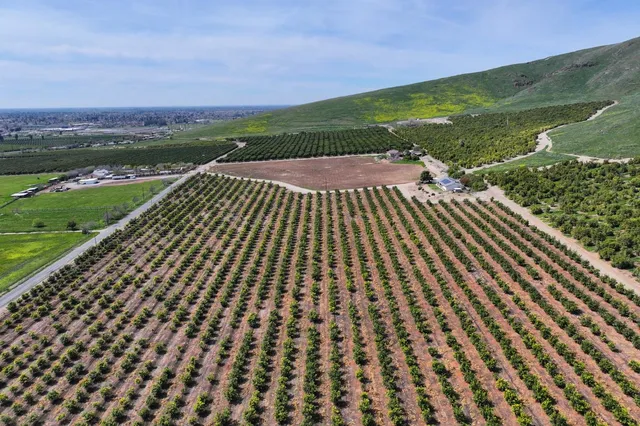 $3,771,725 | 0 West Reid Avenue, Porterville, CA 93257