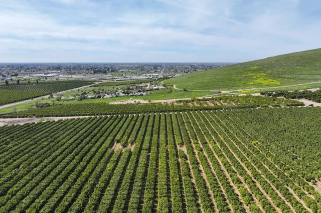 $3,771,725 | 0 West Reid Avenue, Porterville, CA 93257