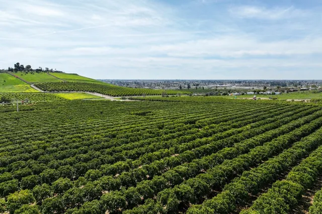 $3,771,725 | 0 West Reid Avenue, Porterville, CA 93257