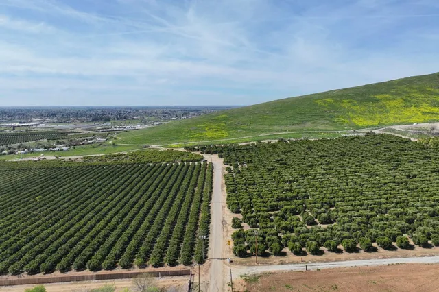 $3,771,725 | 0 West Reid Avenue, Porterville, CA 93257