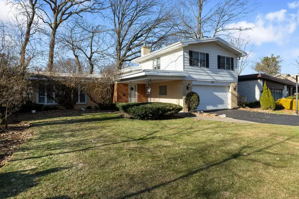 $724,000 | 9010 Pottawattami Drive, Skokie, IL 60076