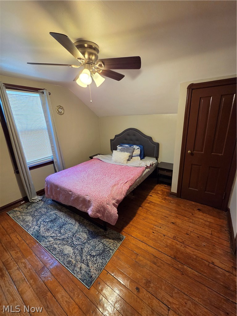 1275 South Green Road Cleveland, OH 44121 - Photo 14 of 22