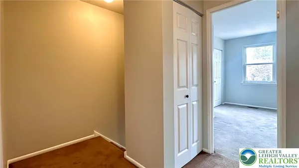 $2,100 | 53 Eisenhower Circle, Whitehall, PA 18052