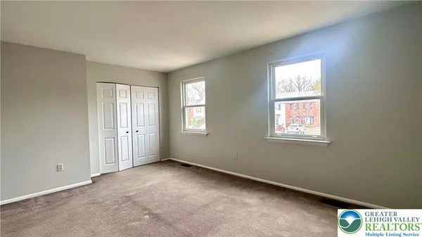 $2,100 | 53 Eisenhower Circle, Whitehall, PA 18052