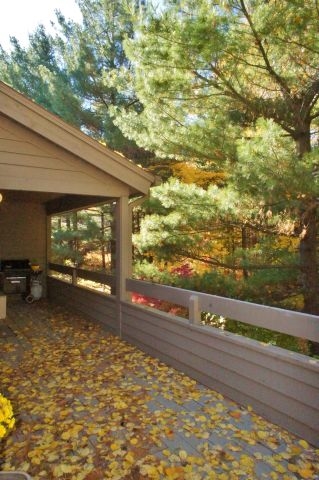 6477 Mission Ridge Traverse City, MI 49686 - Photo 13 of 41 1825332-12.JPG
