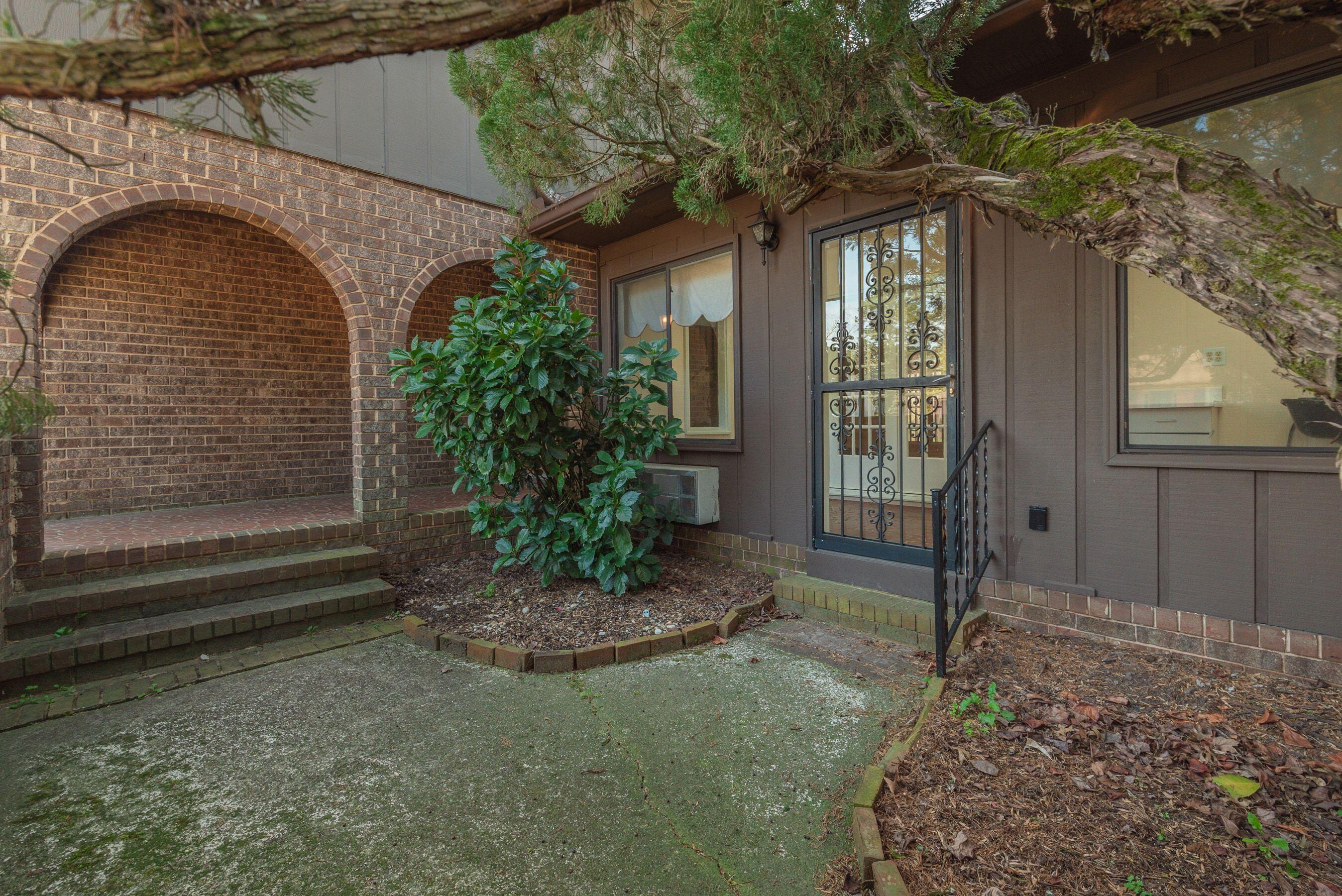 2706 Butler Place Augusta, GA 30909 - Photo 2 of 40 007_2706_butler_place_007_181