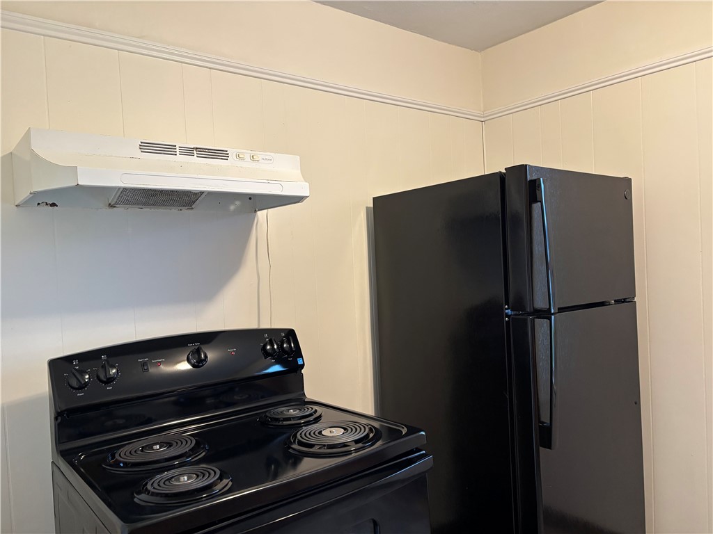 9 York Avenue Westerly, RI 02891 - Photo 3 of 10