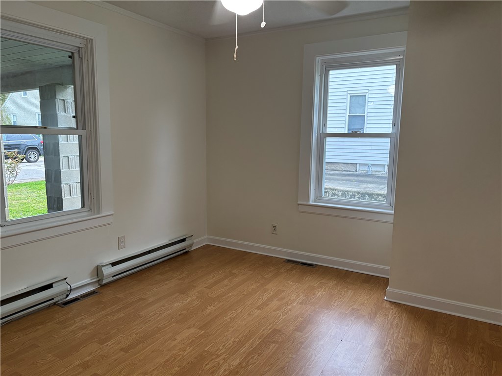 9 York Avenue Westerly, RI 02891 - Photo 5 of 10