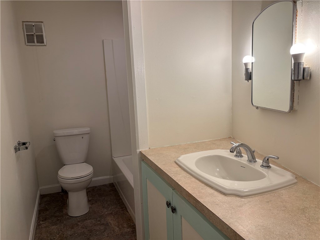 9 York Avenue Westerly, RI 02891 - Photo 7 of 10