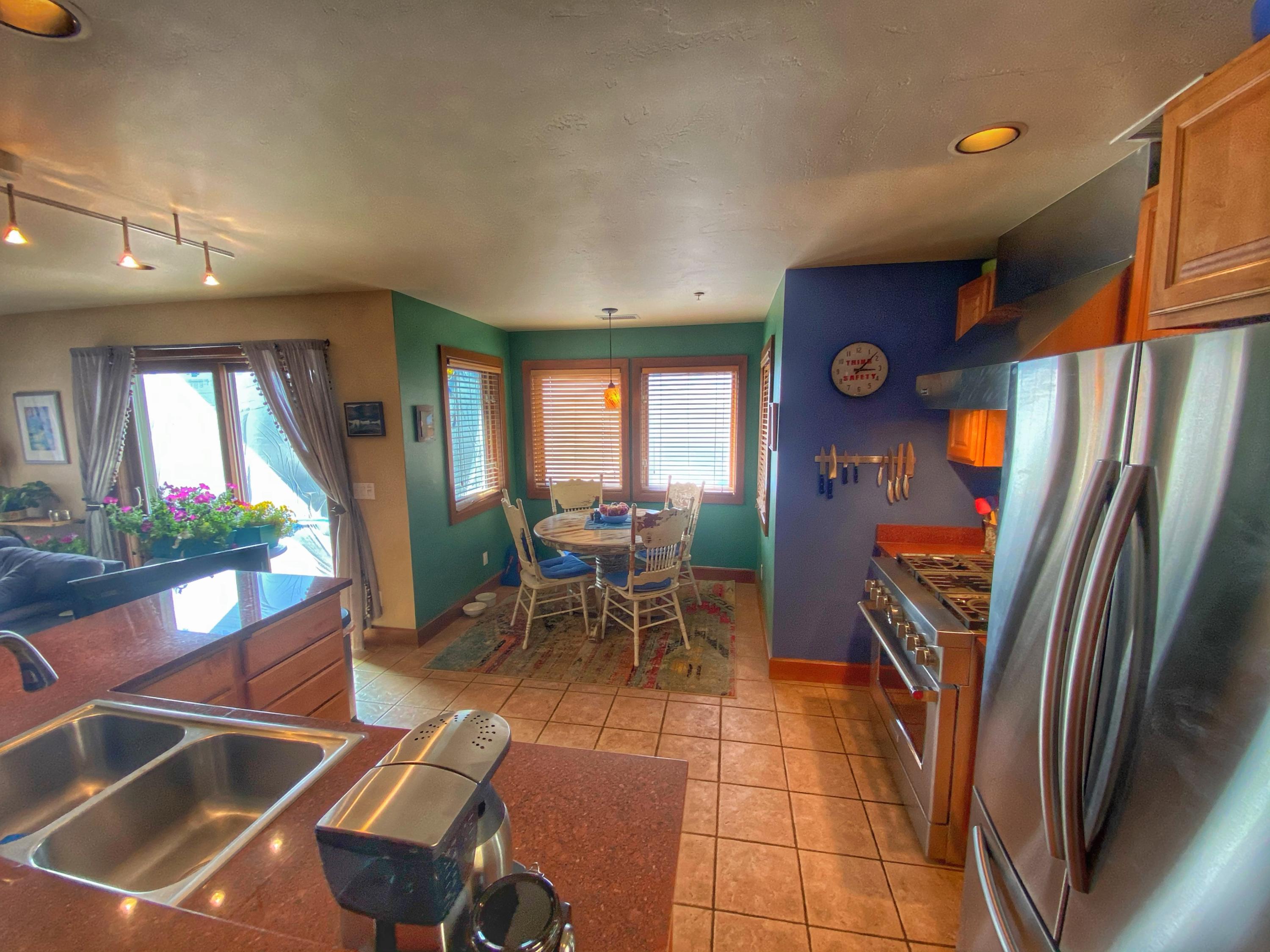 323 Adams Ranch Road, Unit 3A Mountain Village, CO 81435 - Photo 4 of 31 Kitchen from front door