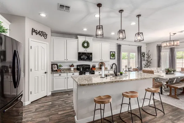 $2,995 | 6219 South Banning Street, Gilbert, AZ 85298