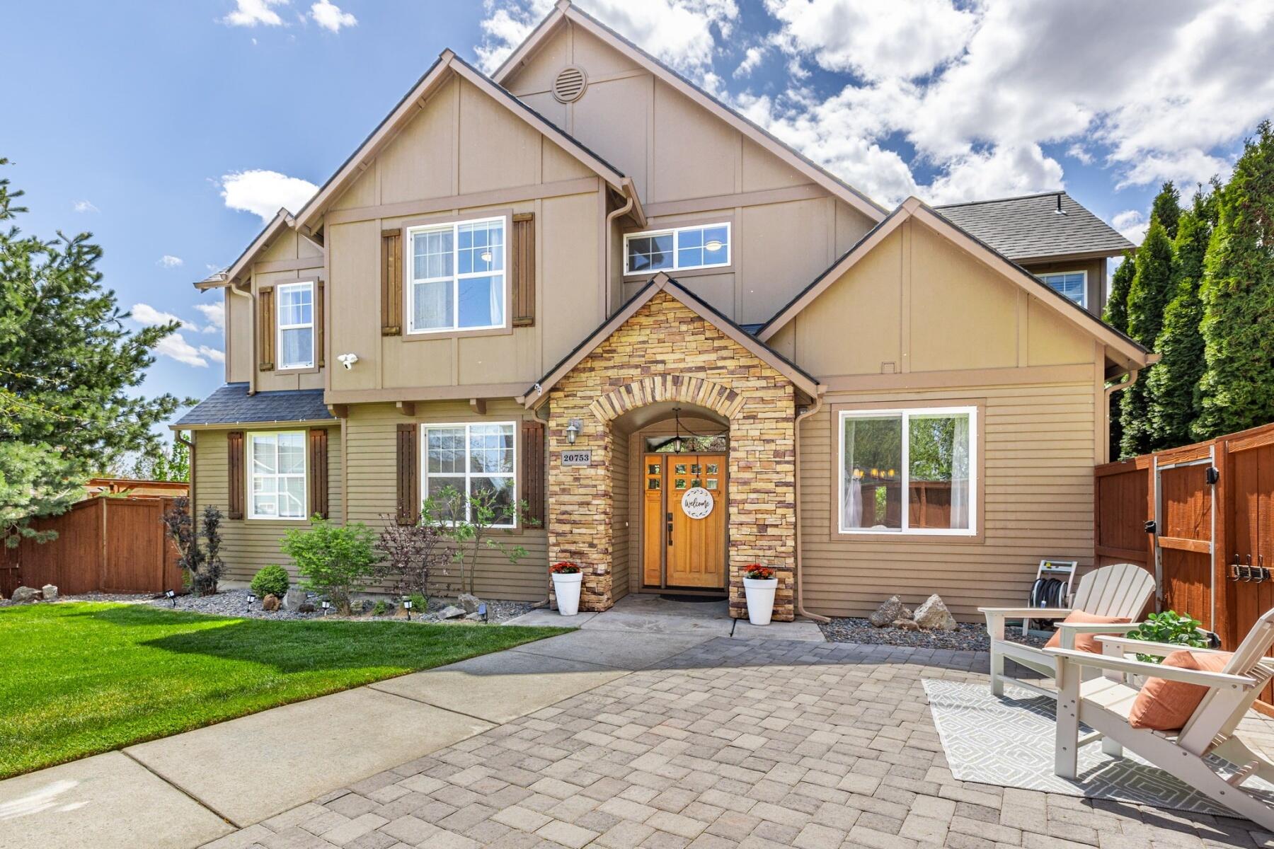 20753 Kilbourne Loop Bend, OR 97701 - Photo 1 of 36 batch_01
