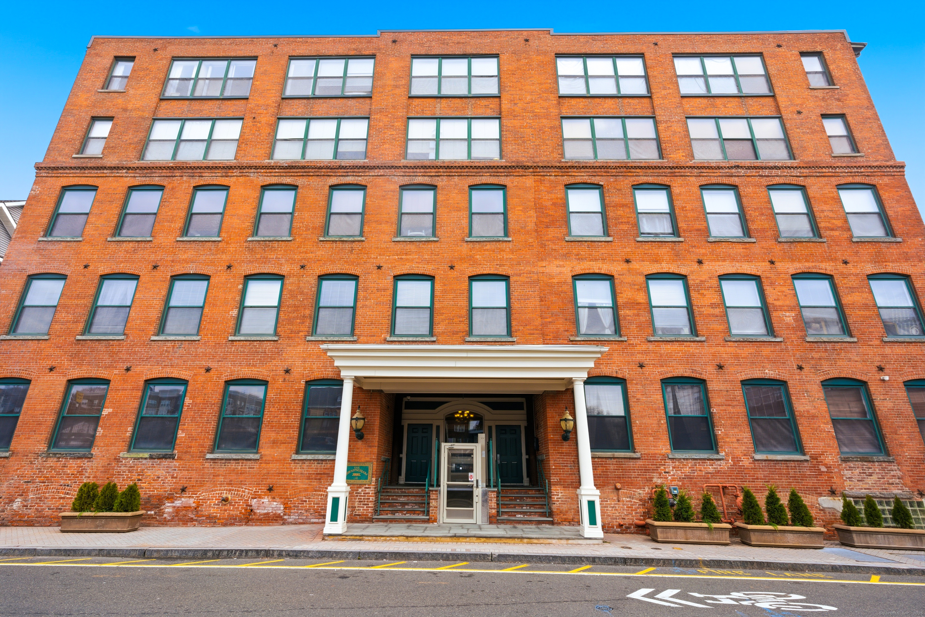 145 Canal Street East, Unit 2 Shelton, CT 06484 - Photo 26 of 32