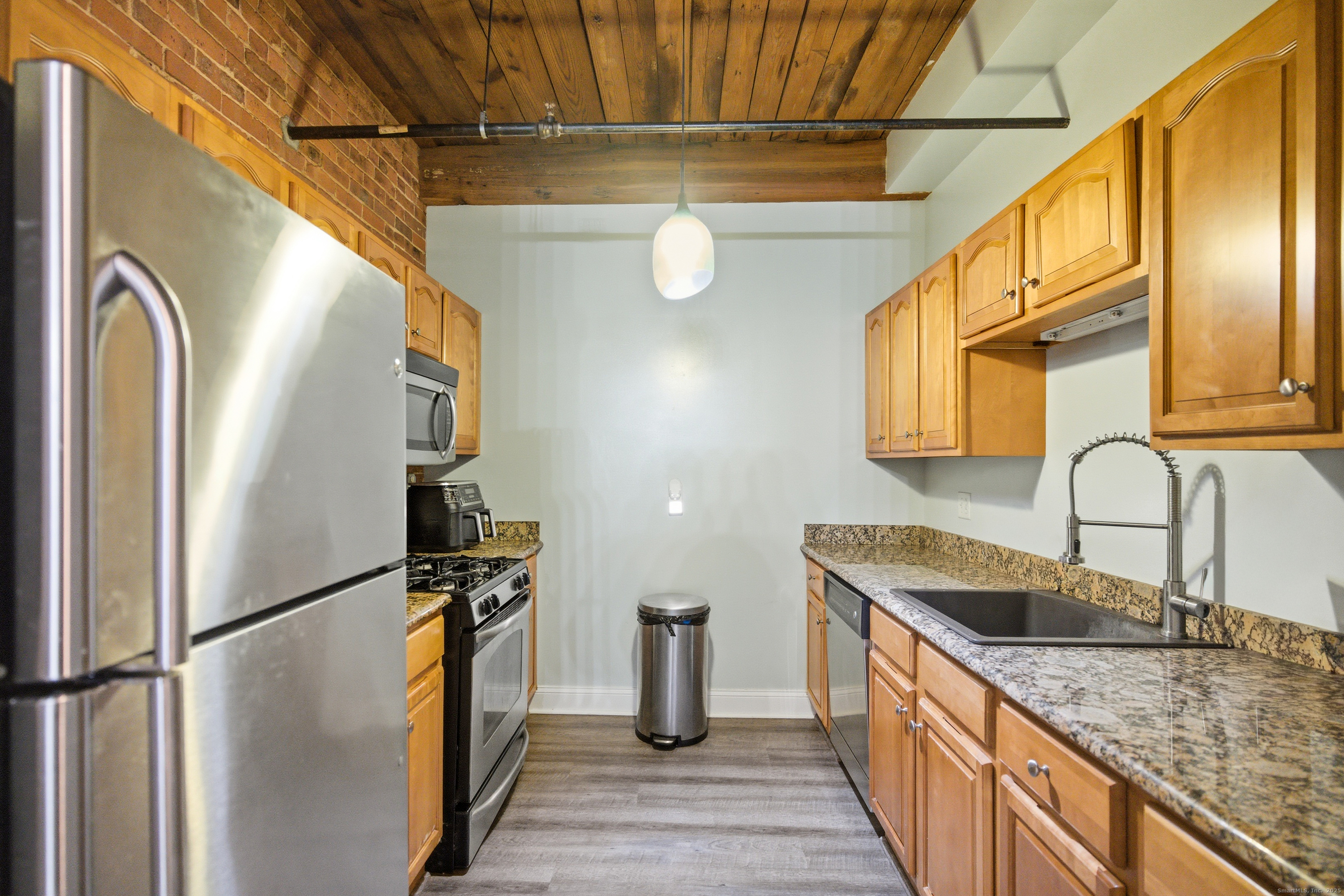 145 Canal Street East, Unit 2 Shelton, CT 06484 - Photo 9 of 32