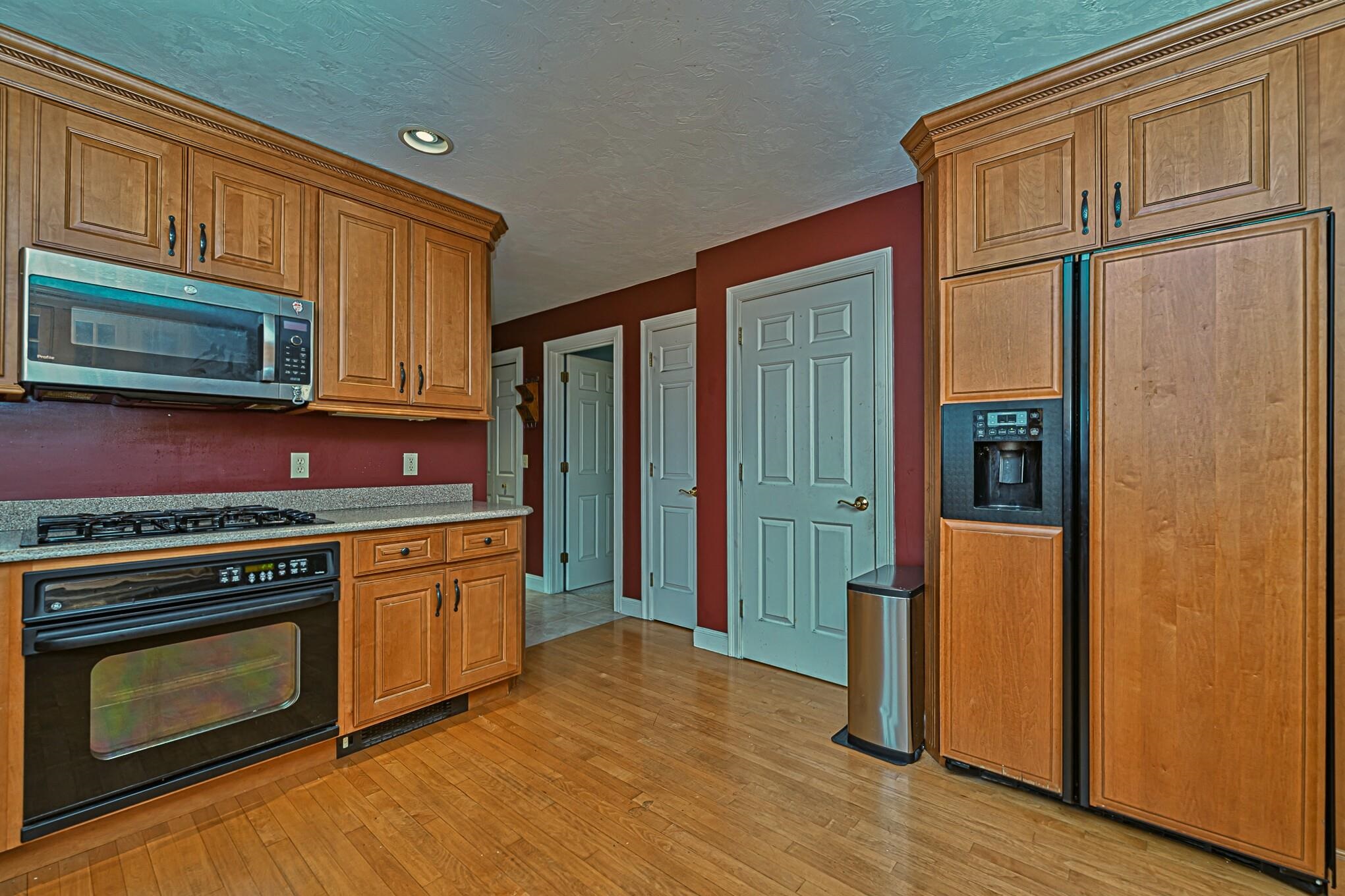 72 Tenney Road Sandown, NH 03873 - Photo 8 of 60 Gallery Image 8