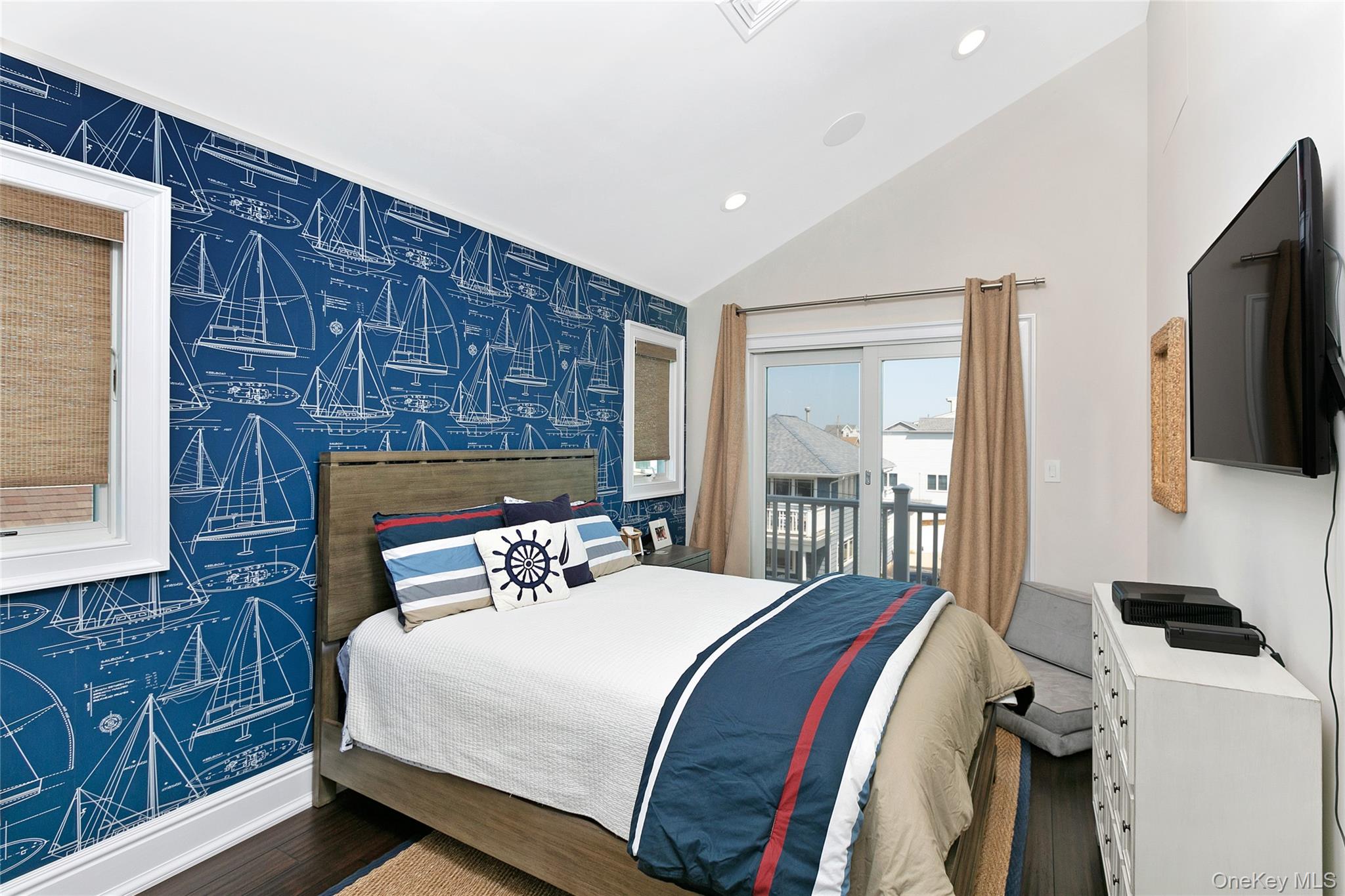 879 Oceanfront Long Beach, NY 11561 - Photo 34 of 49