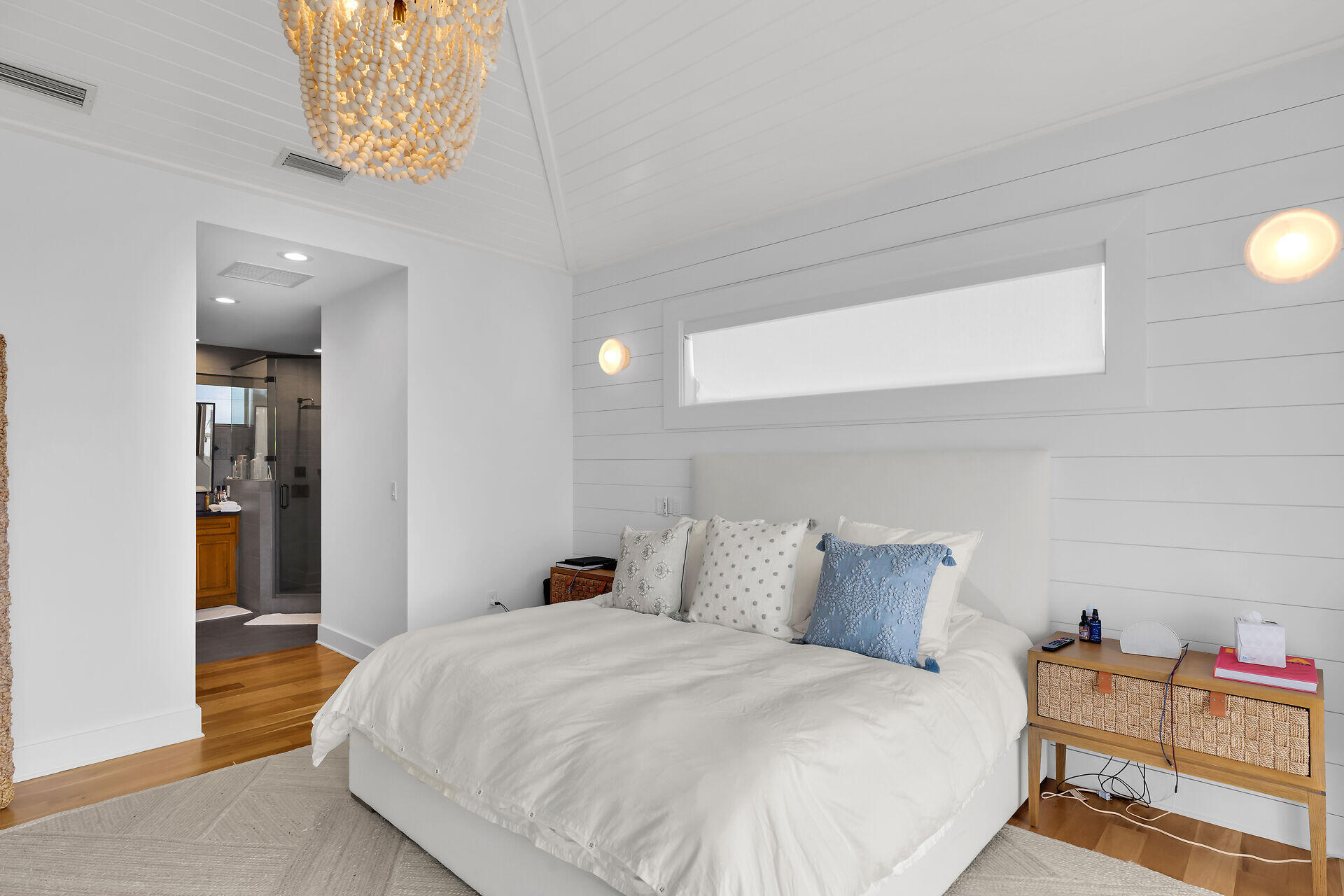 133 Severino Drive Islamorada, FL 33036 - Photo 16 of 27 a bedroom with a bed and a table in it