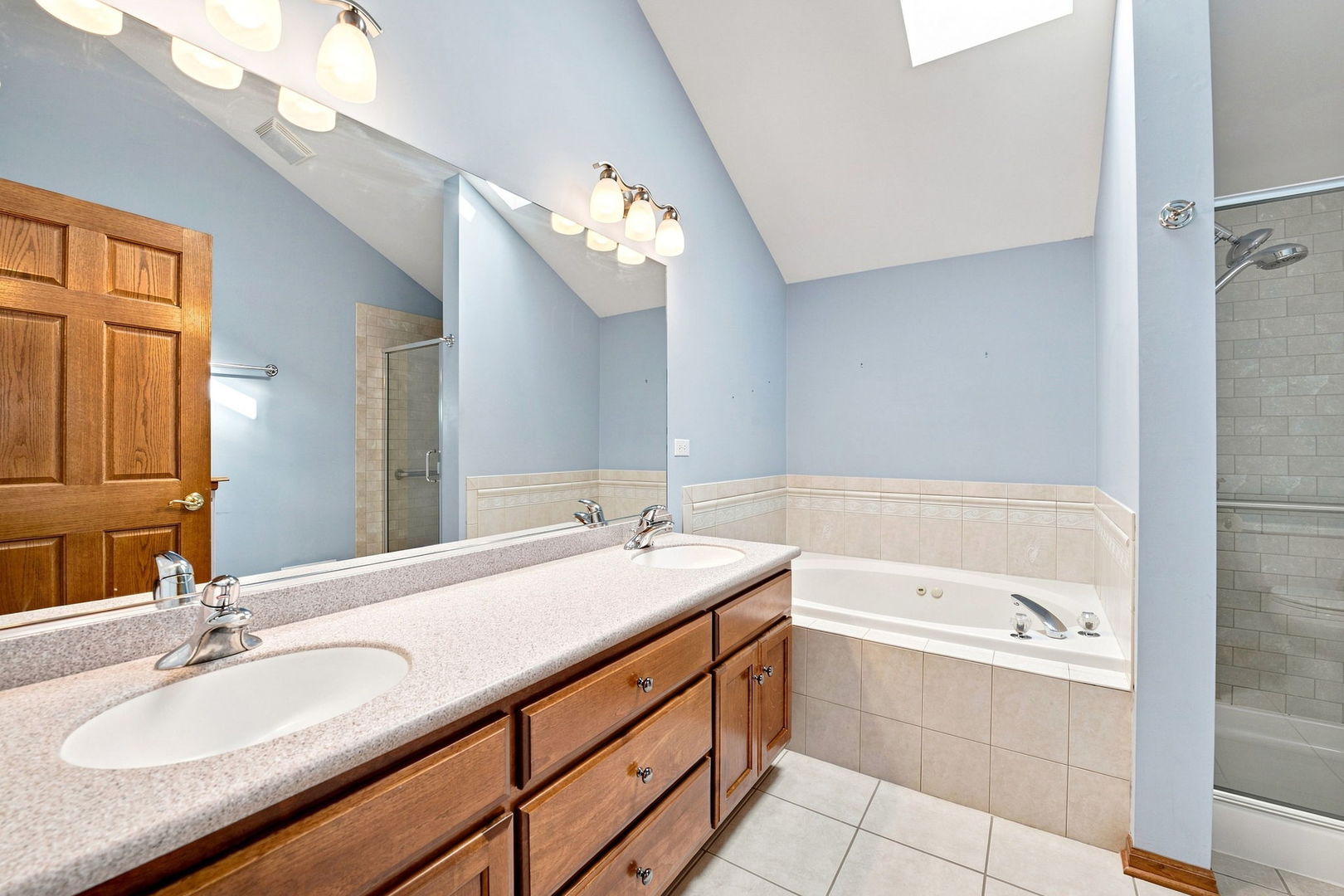 529 North Raven Road Shorewood, IL 60404 - Photo 11 of 22 Gallery Image 11