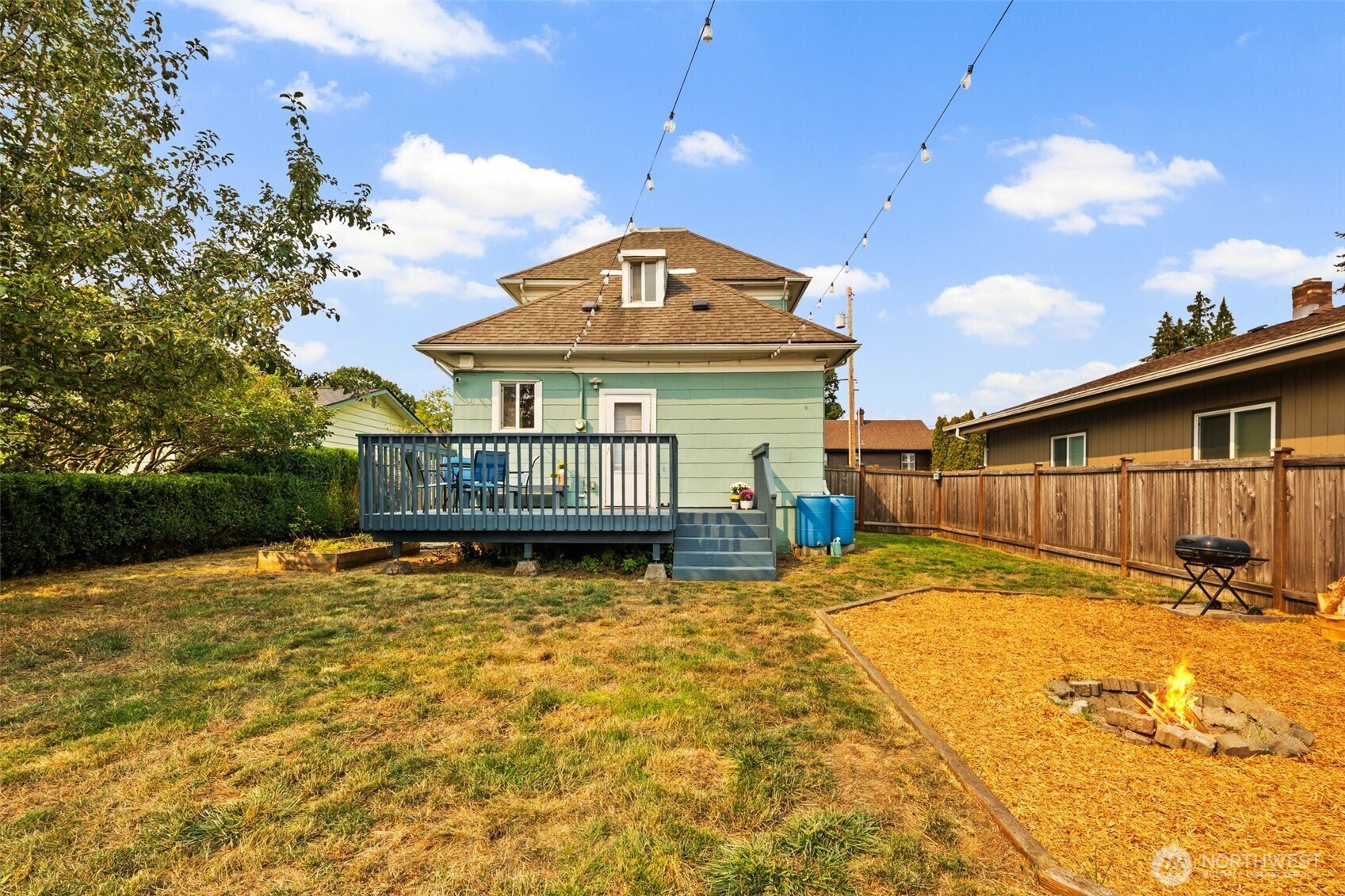 2307 Fulton Street Everett, WA 98201 - Photo 22 of 26