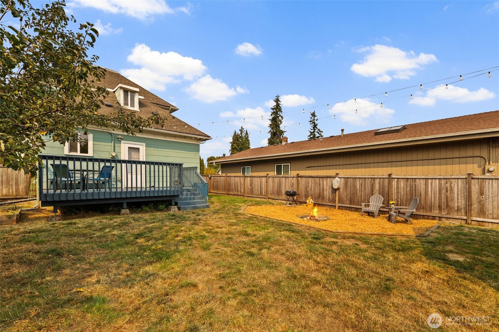 2307 Fulton Street Everett, WA 98201 - Photo 23 of 26