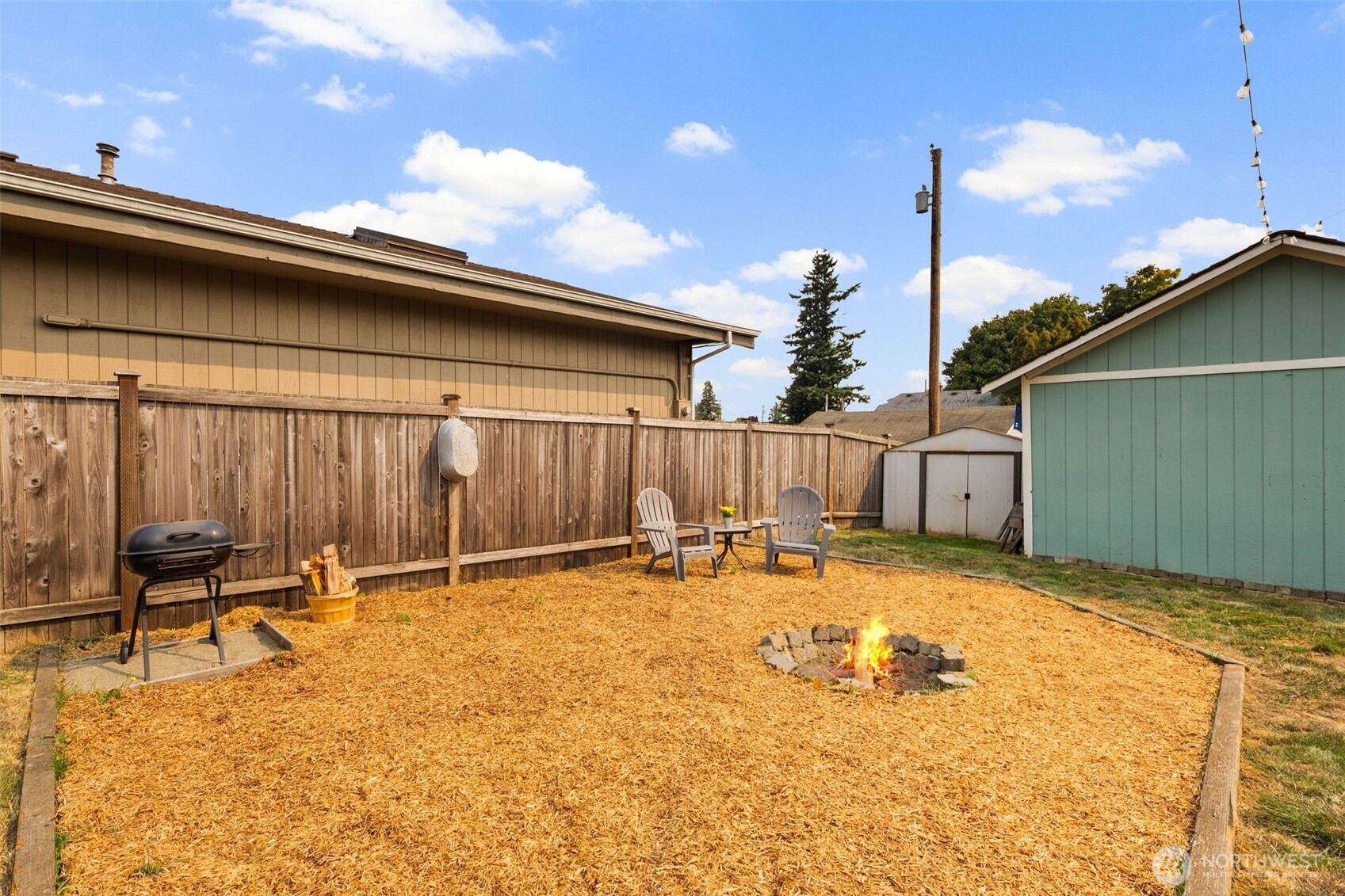 2307 Fulton Street Everett, WA 98201 - Photo 24 of 26