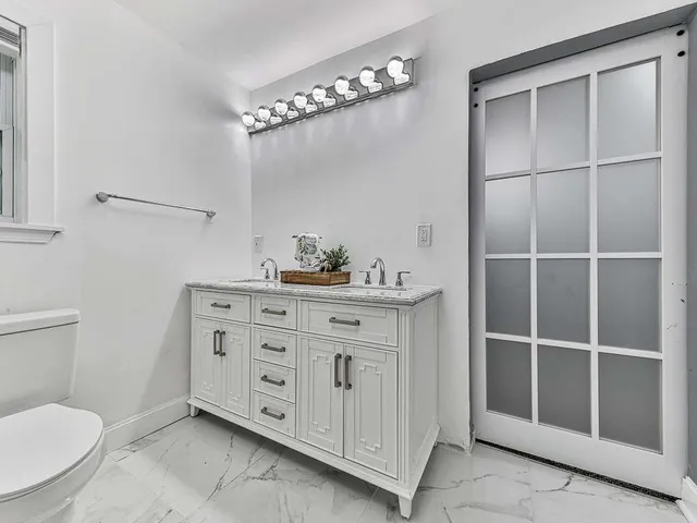 $699,990 | 1564 Bubbling Creek Road Northeast, Brookhaven, GA 30319