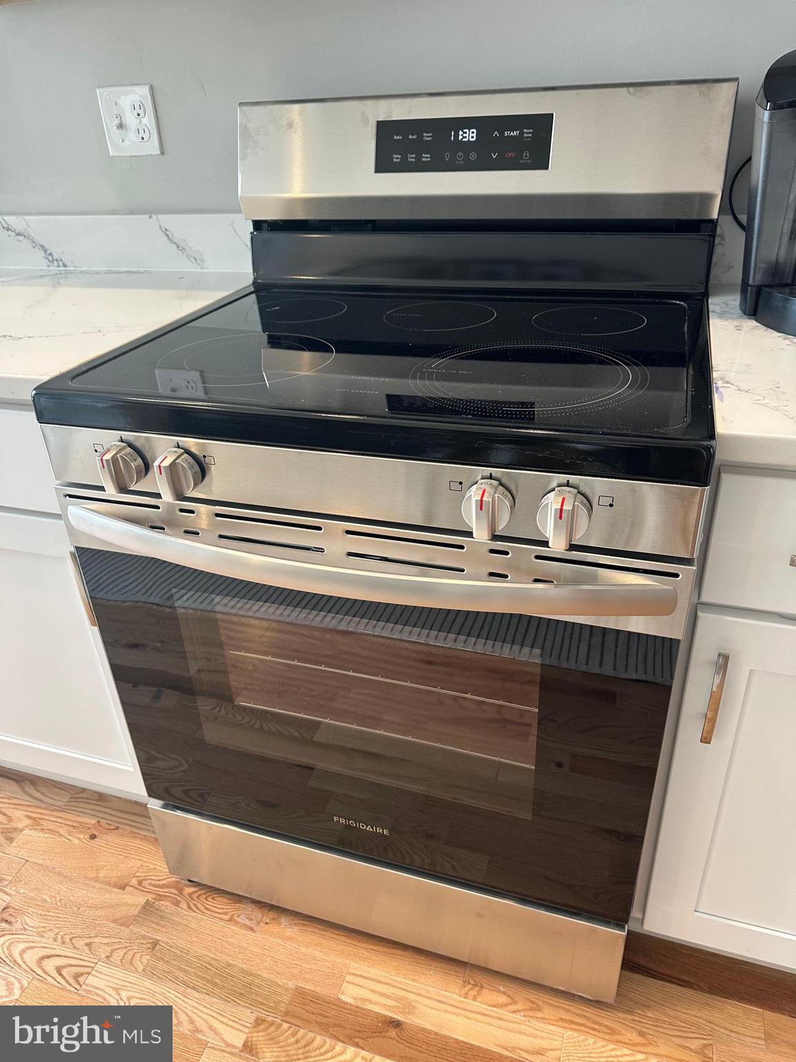 100 West Lexington Street, Unit 305 Baltimore, MD 21201 - Photo 24 of 38 a close view of washer and dryer