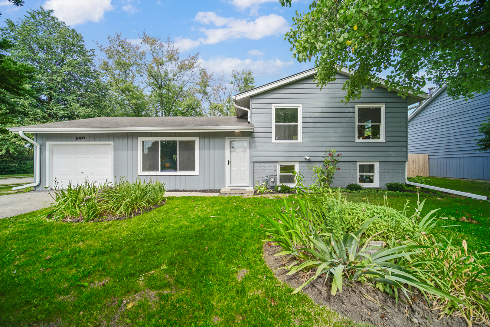 500 Huehl Road Northbrook, IL 60062 - Photo 1 of 23 Gallery Image 1