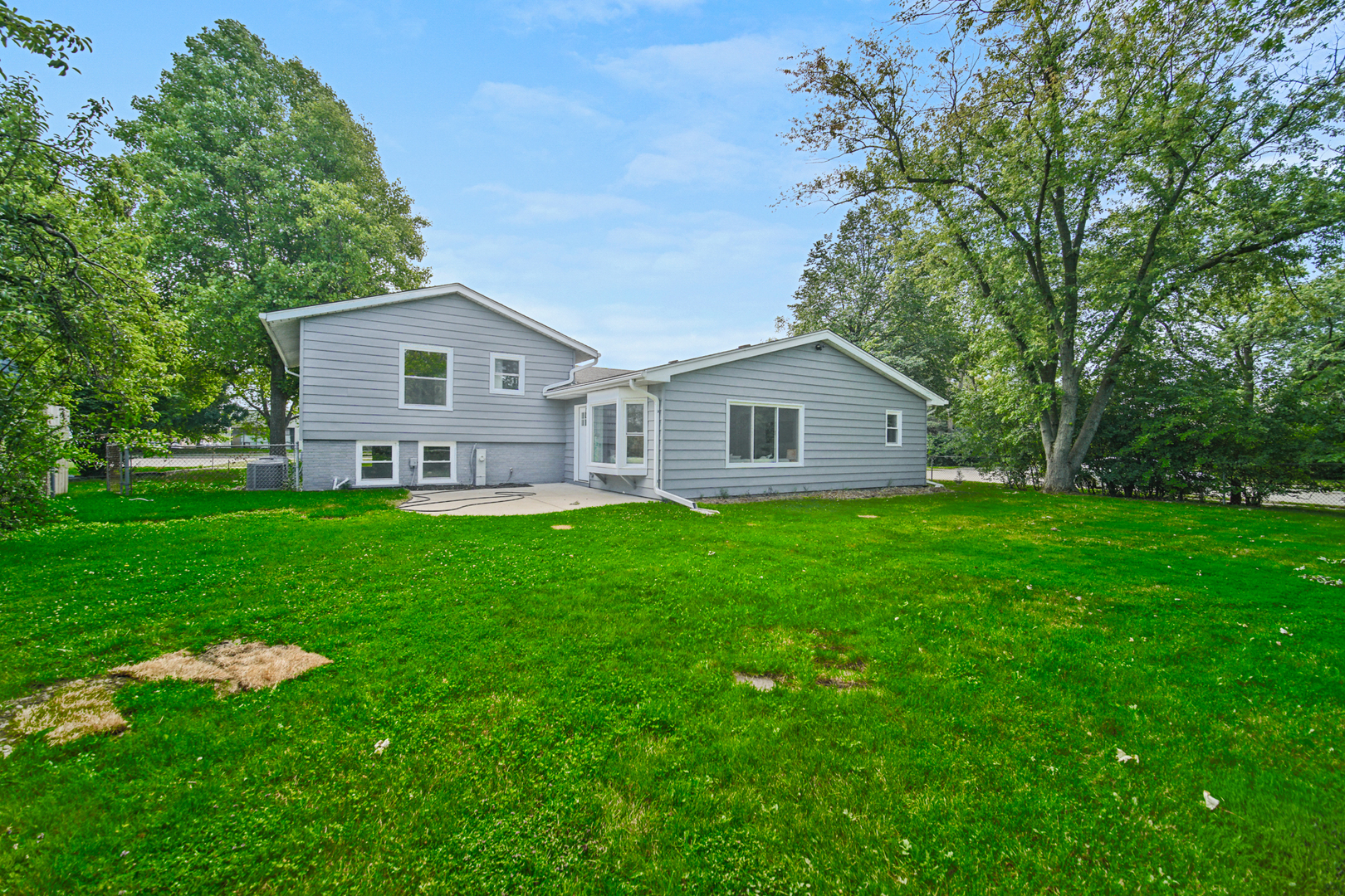 500 Huehl Road Northbrook, IL 60062 - Photo 23 of 23 Gallery Image 23